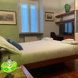  Apartamento Cozy Flat Mins Walk To Navigli And Metro Porta Genova